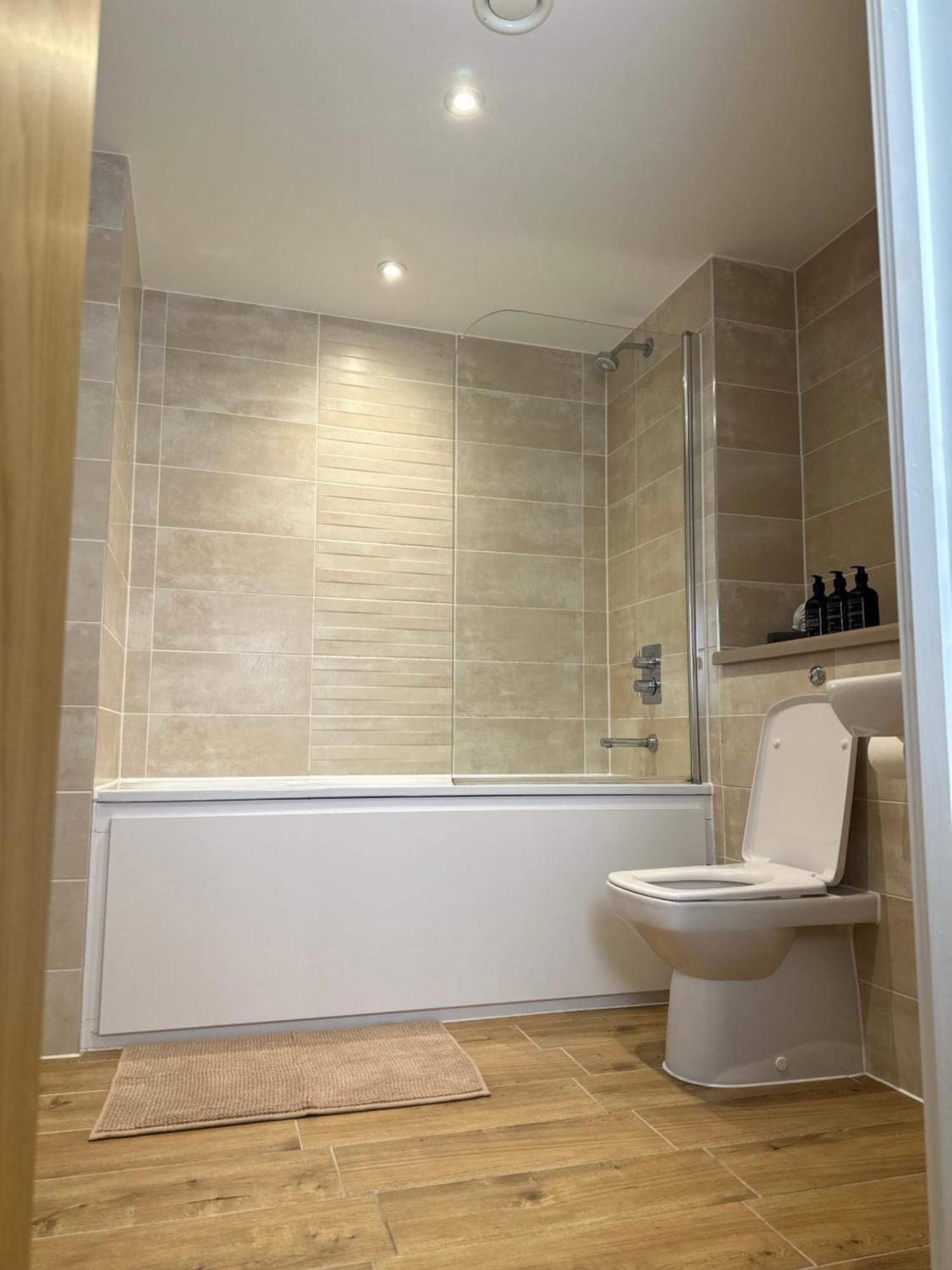 Luxury 2-Bed High-Rise In Manchester With Parking Dış mekan fotoğraf